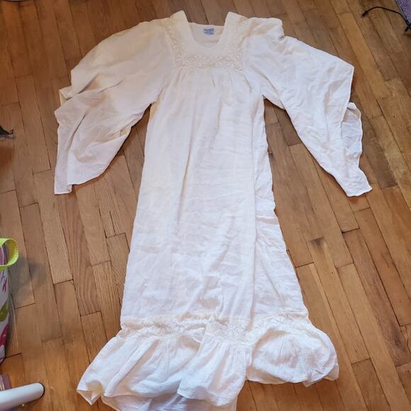 Vintage 60s 70s Ivory Bell Sleeve Mai Dress Gown Lace Angelic Bohemian Chic - Picture 9 of 13